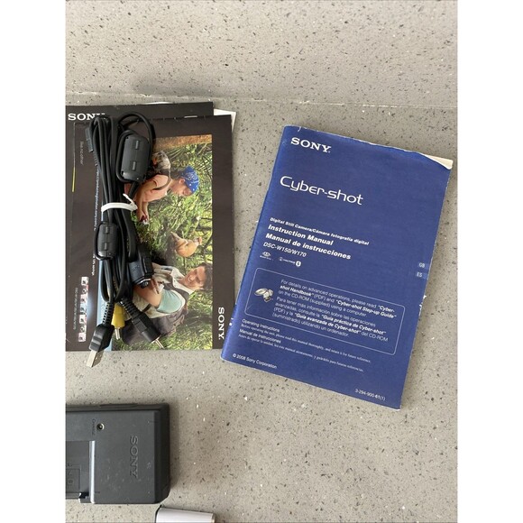 Sony Cybershot DSC-W150 Digital Camera 8.1 W/ Memory Stick & Battery/Charger - Picture 6 of 8
